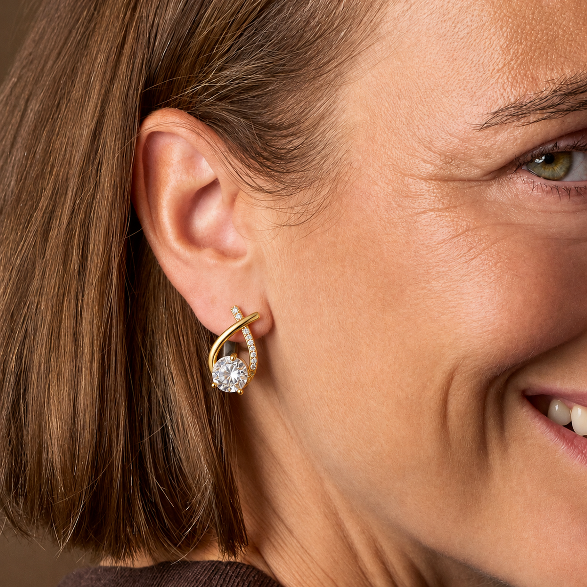Brivora Ohrstecker im Diamant-Look – Kristall in Tropfenform